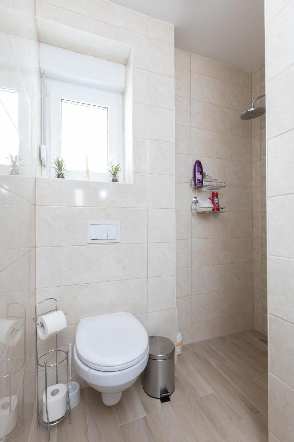 Apartment Oseka Makarska Esterno foto