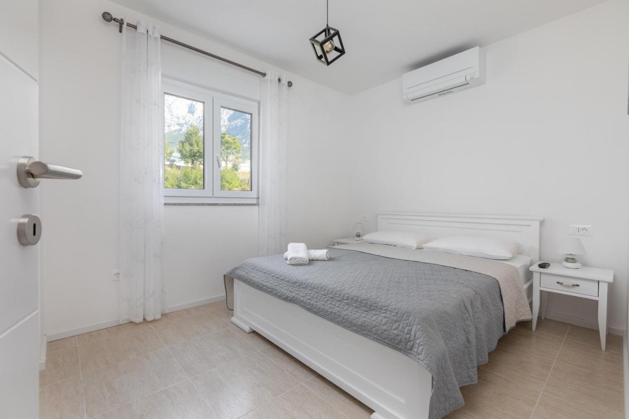 Apartment Oseka Makarska Esterno foto